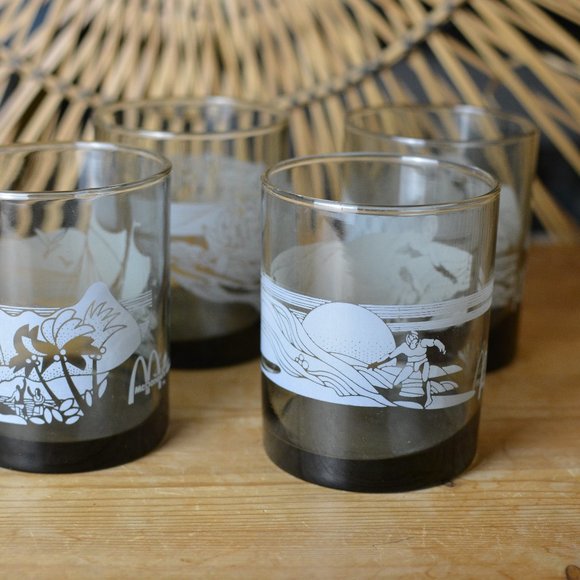 McDonald's Hawaii Glasses (Set of 4) - Picture 3 of 12